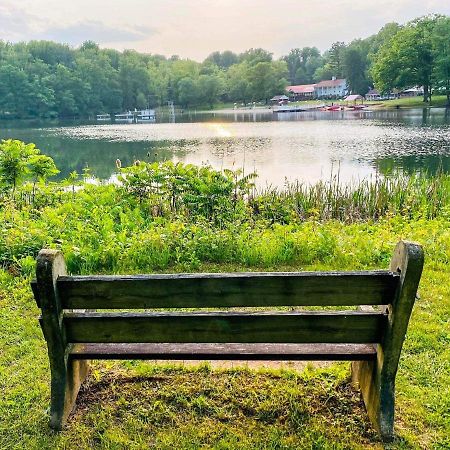 Modern Cabin With Hot Tub Grill Lake Beach Wineries Hiking Fishing And Hershey Park Family And Pet Friendly Superhosts On Ab&B Mount Gretna Exterior foto