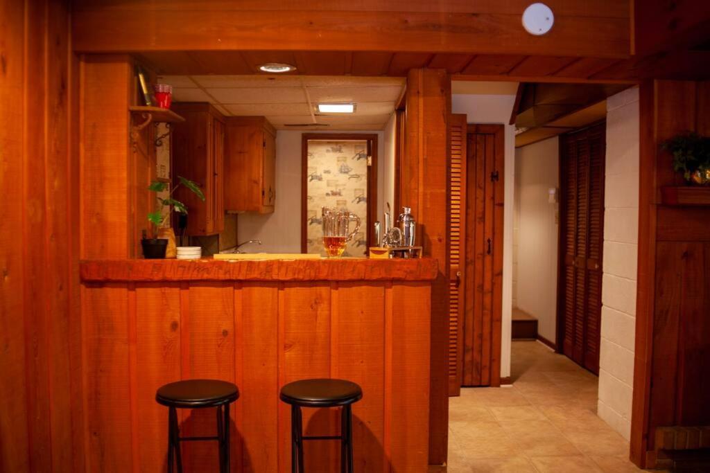 Modern Cabin With Hot Tub Grill Lake Beach Wineries Hiking Fishing And Hershey Park Family And Pet Friendly Superhosts On Ab&B Mount Gretna Exterior foto