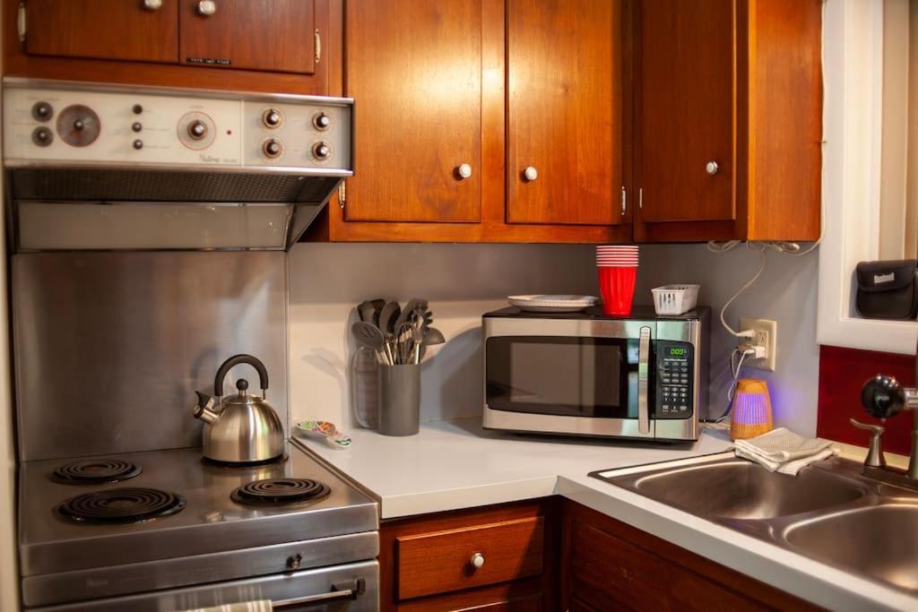 Modern Cabin With Hot Tub Grill Lake Beach Wineries Hiking Fishing And Hershey Park Family And Pet Friendly Superhosts On Ab&B Mount Gretna Exterior foto